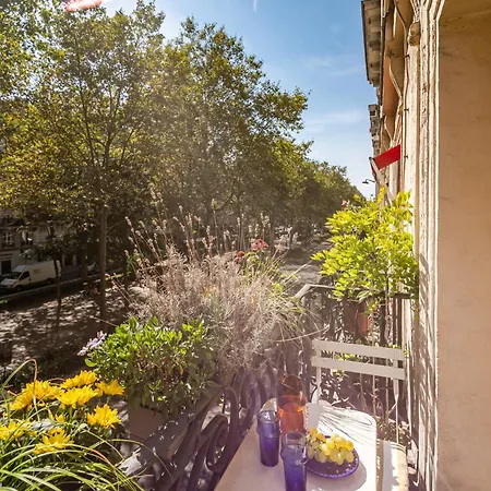 Montmartre Vintage 公寓